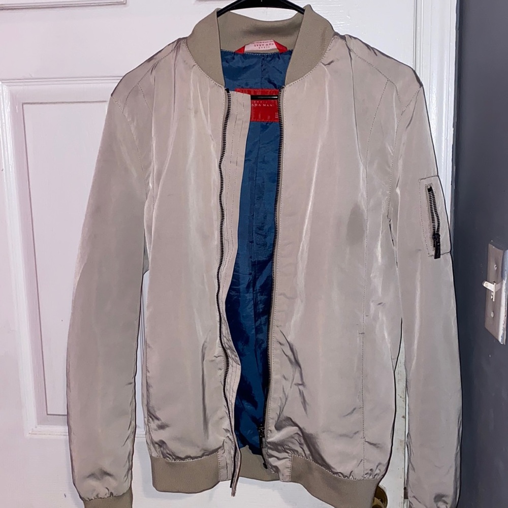 Beige bomber jacket with pockets (can be worn as stylish womens bomber)